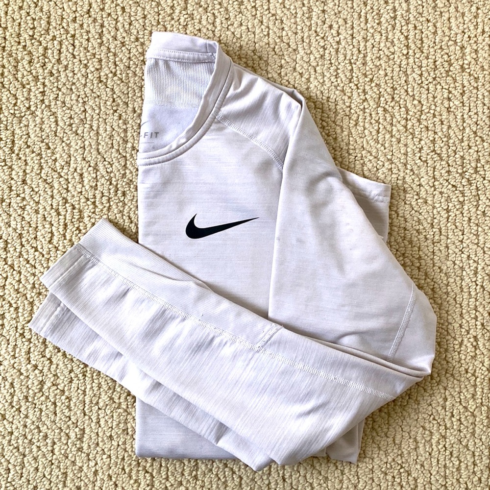 DRI-FIT lined long sleeve athletic shirt